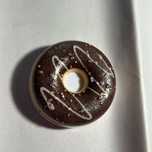 I Heart Revolution Chocolate Dipped Donut Eyeshadow Palette Only swatched